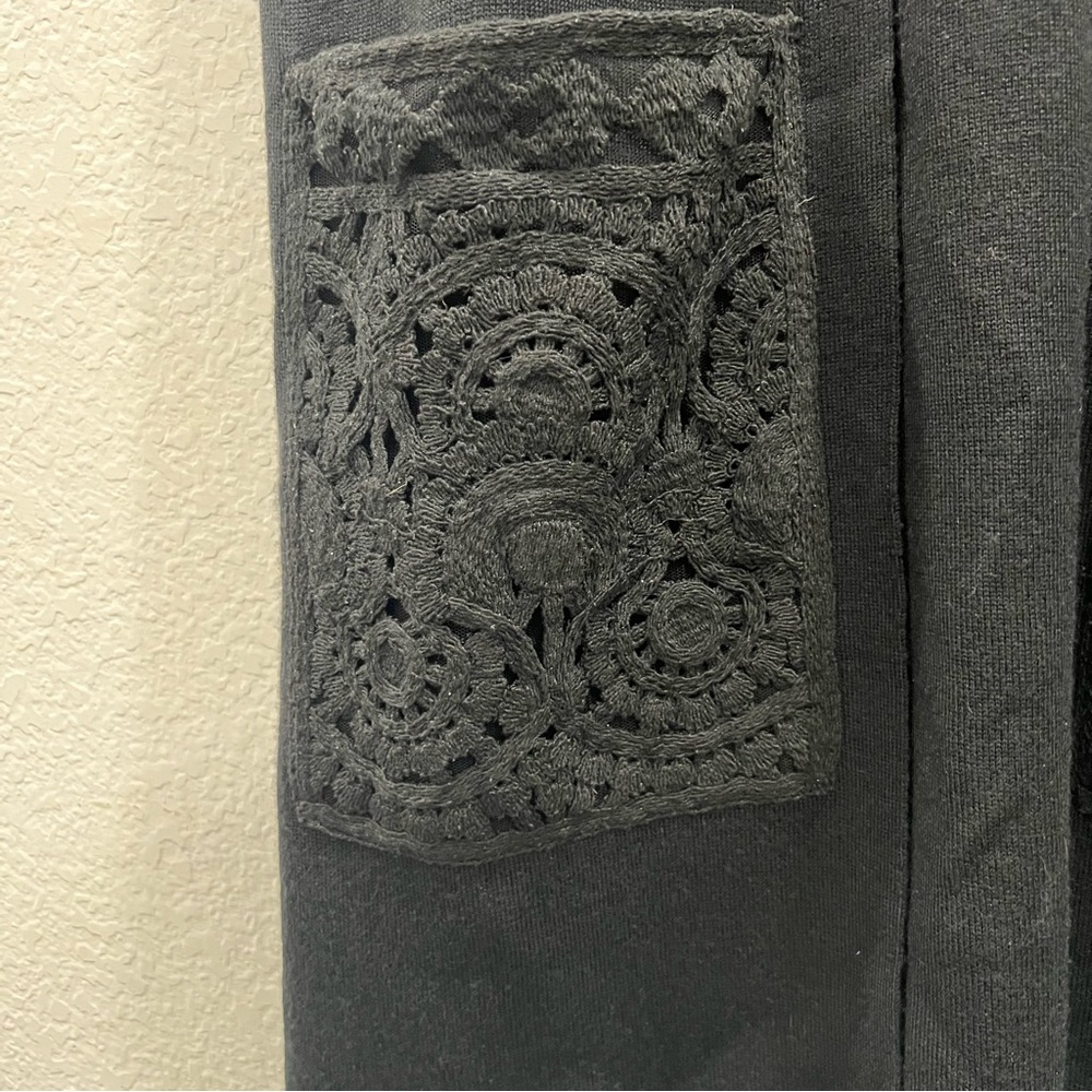 Rare Kobi Halperin Jaycie Black Crochet Lace Trim and Pockets Sweater Vest M‎ - Picture 6 of 11